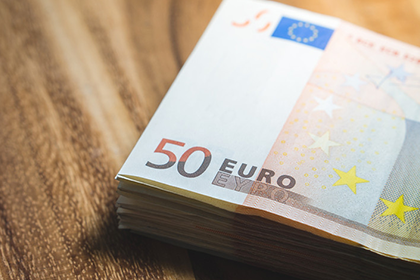 如何应对拖欠款项的行为